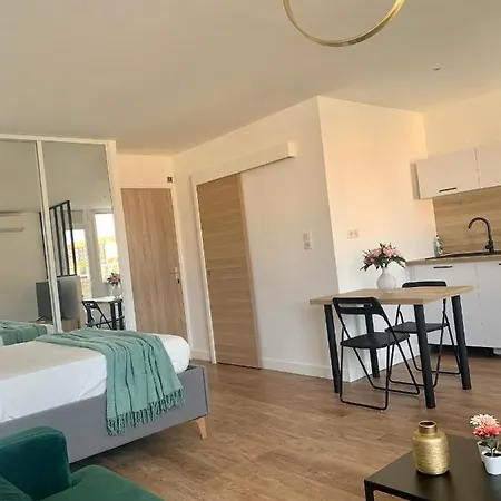 Apartment Joli Spacieux